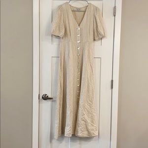 Beachy Cream Maxi-dress